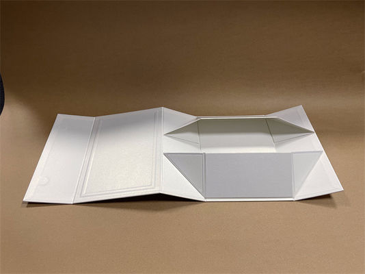 Caixa de papel dobrável para transporte
