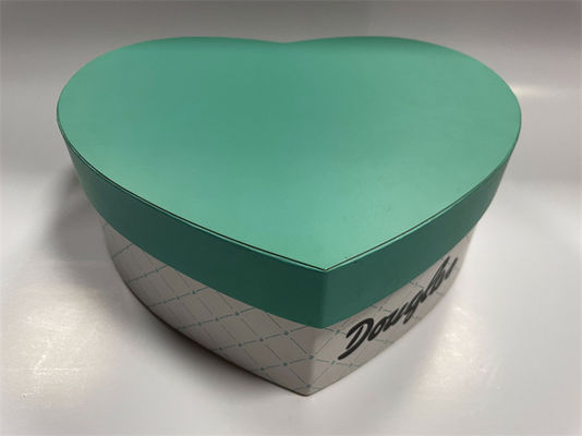 Caixa de presente rígida CMYK Caixa de cartão em forma de coração verde fecho magnético